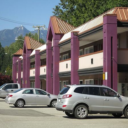 North Vancouver Hotel מראה חיצוני תמונה