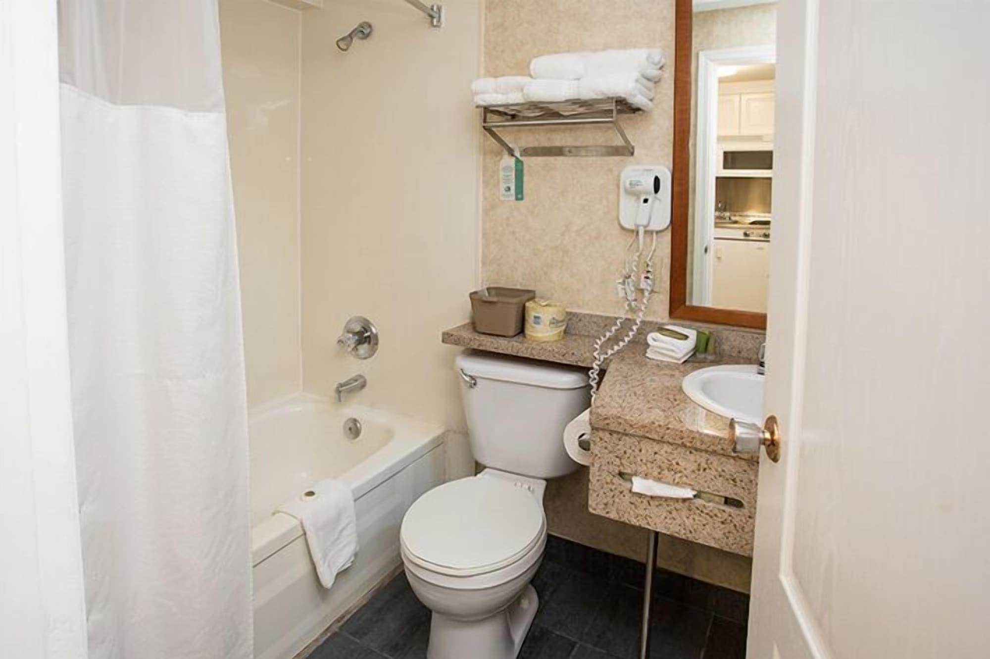 North Vancouver Hotel מראה חיצוני תמונה