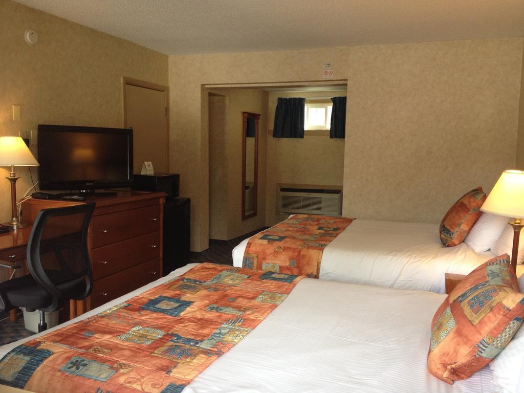 North Vancouver Hotel מראה חיצוני תמונה