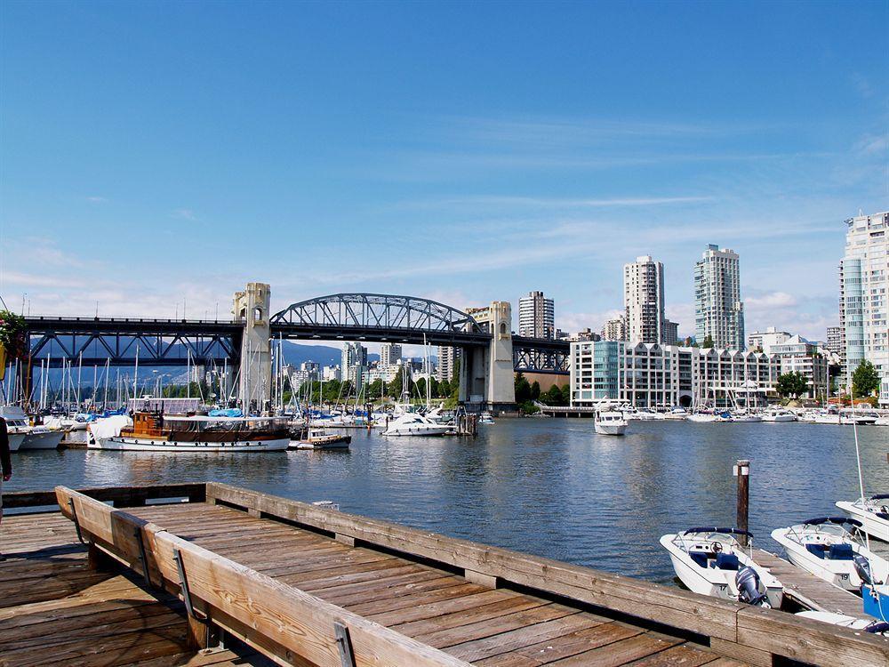 North Vancouver Hotel מראה חיצוני תמונה
