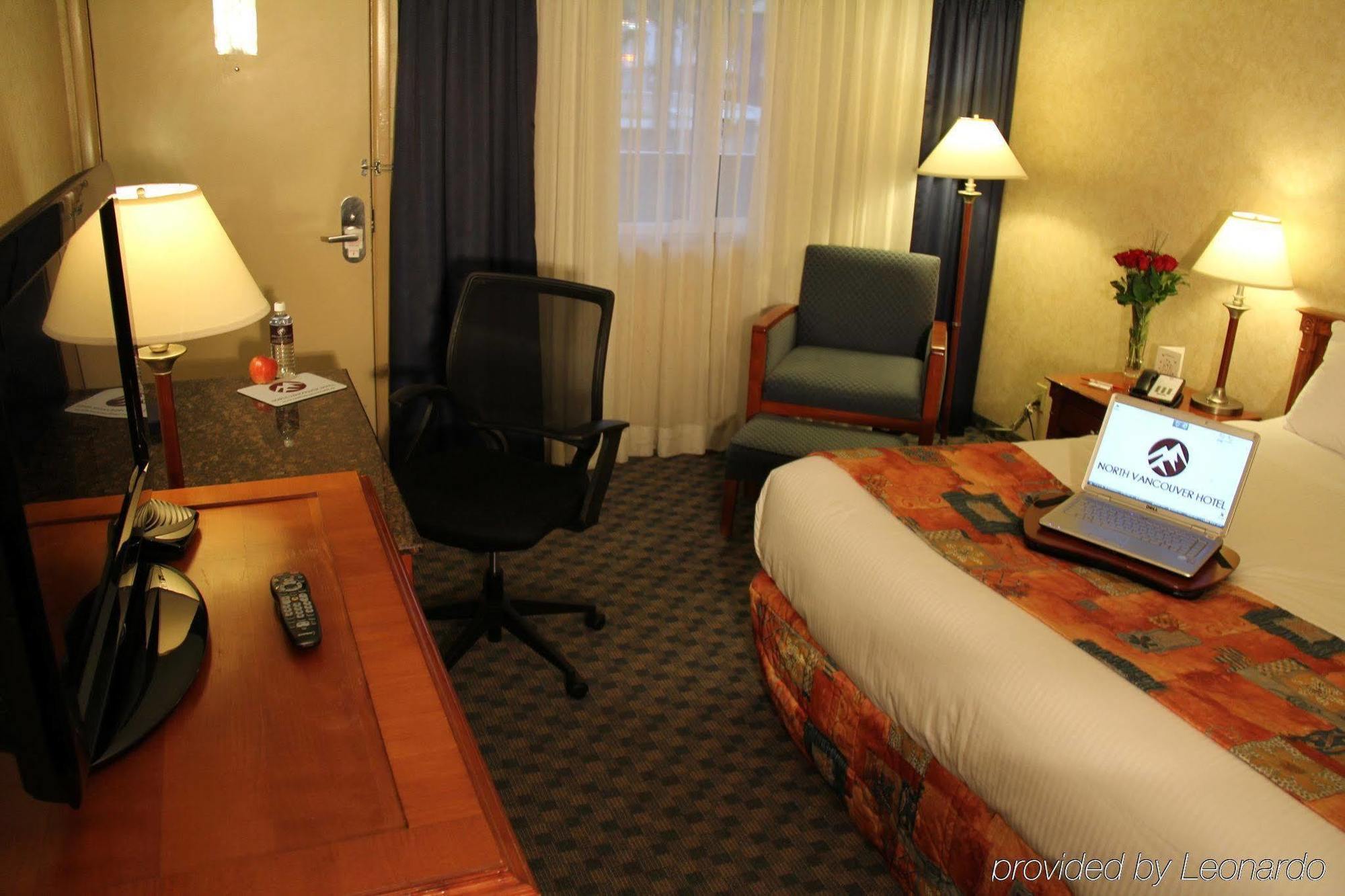 North Vancouver Hotel מראה חיצוני תמונה